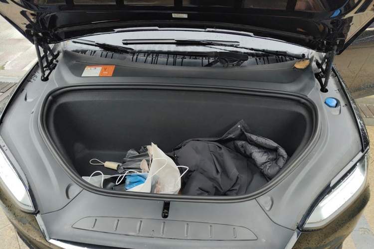 Used Tesla Model X 2016 X 90D Engine Bay