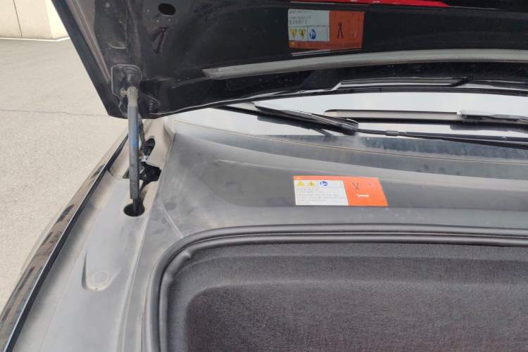 Used Tesla Model X 2016 X 75D Engine Bay Right