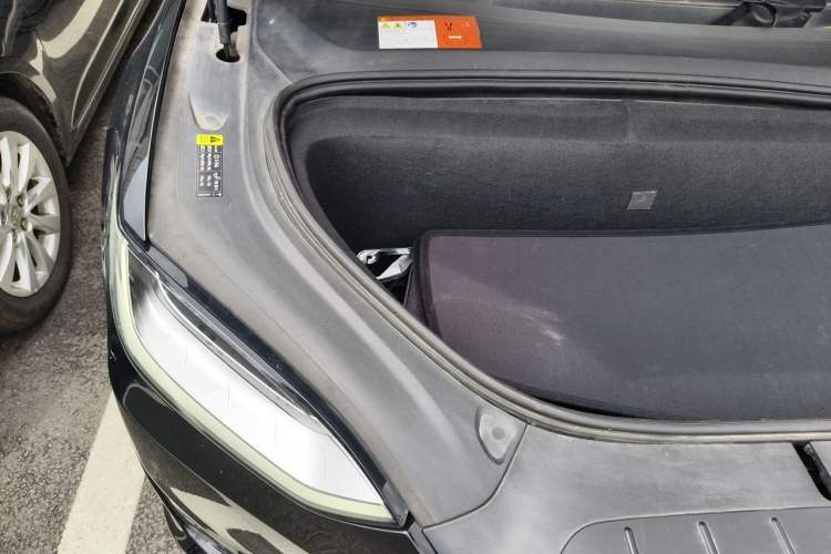 Used Tesla Model X 2016 X 75D Engine Bay Right