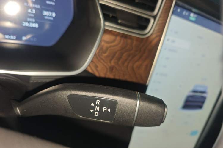 Used Tesla Model X 2016 X P100D Performance High-Performance Edition Gear Lever