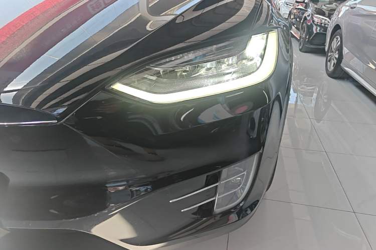 Used Tesla Model X 2016 X 75D Left Front Headlight