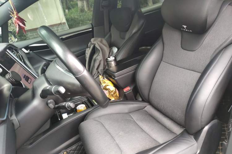 Used Tesla Model X 2016 X 75D Left Front Seat