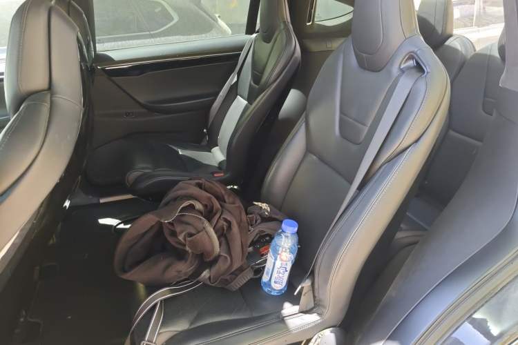 Used Tesla Model X 2016 X 75D Left Rear Seat