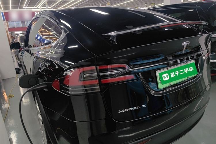 Used Tesla Model X 2016 X 75D Rear Left 45 Deg
