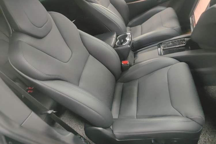 Used Tesla Model X 2016 X 75D Right Front Seat