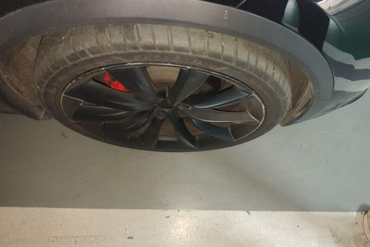 Used Tesla Model X 2016 X P100D Performance High-Performance Edition Right Front Wheel Hub