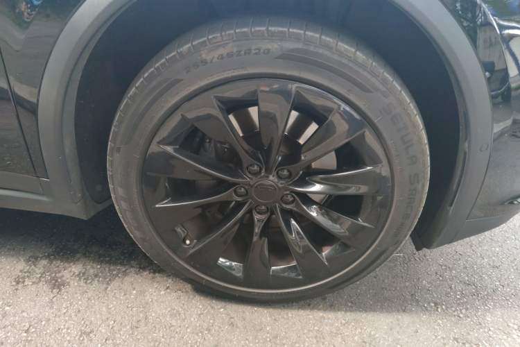 Used Tesla Model X 2016 X 75D Right Front Wheel Hub