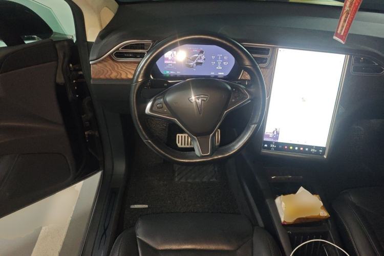 Used Tesla Model X 2016 X P100D Performance High-Performance Edition Steering Wheel