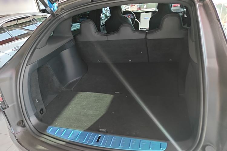 Used Tesla Model X 2016 X 75D Trunk