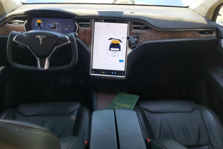 Used Tesla Model X 2016 X 90D Center Console