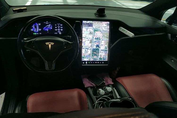 Used Tesla Model X 2016 X 75D Center Console