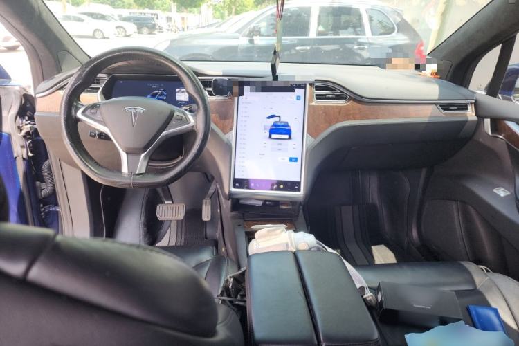 Used Tesla Model X 2016 X 90D Center Console