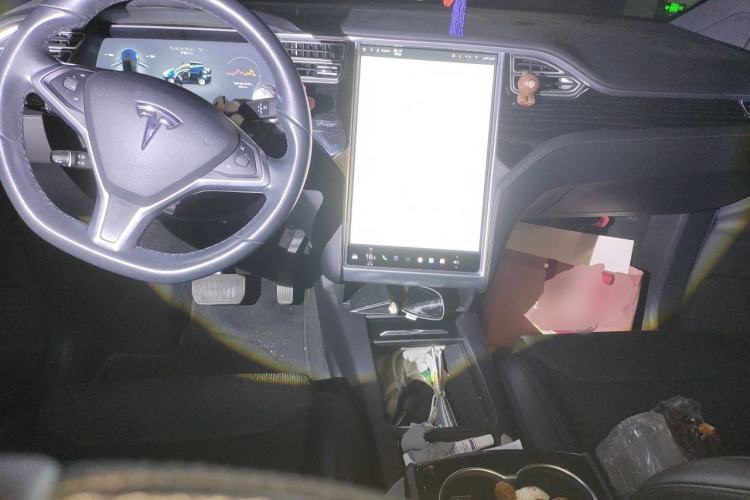 Used Tesla Model X 2016 X 75D Center Console
