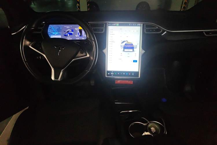 Used Tesla Model X 2016 X 75D Center Console