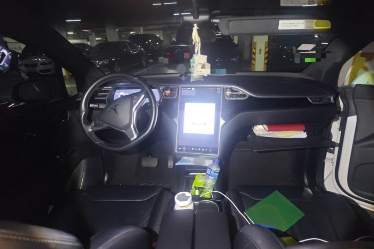 Used Tesla Model X 2016 X 60D Center Console