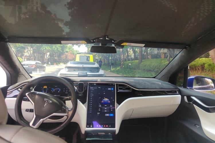 Used Tesla Model X 2016 X 90D Center Console