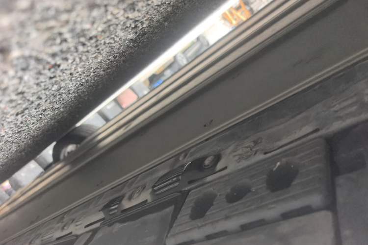 Used Tesla Model X 2016 X 75D Chassis Rear Right