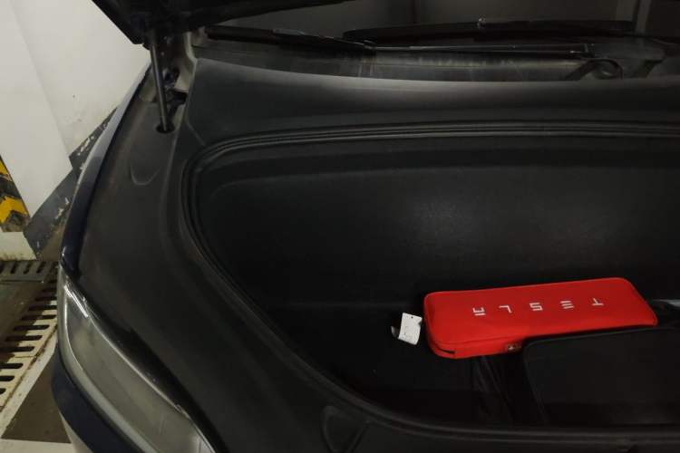 Used Tesla Model X 2016 X 75D Engine Bay Right