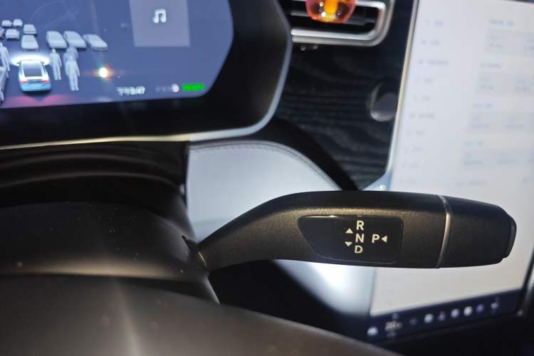 Used Tesla Model X 2016 X 60D Gear Lever