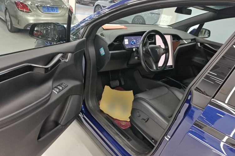 Used Tesla Model X 2016 X 75D Interior 3