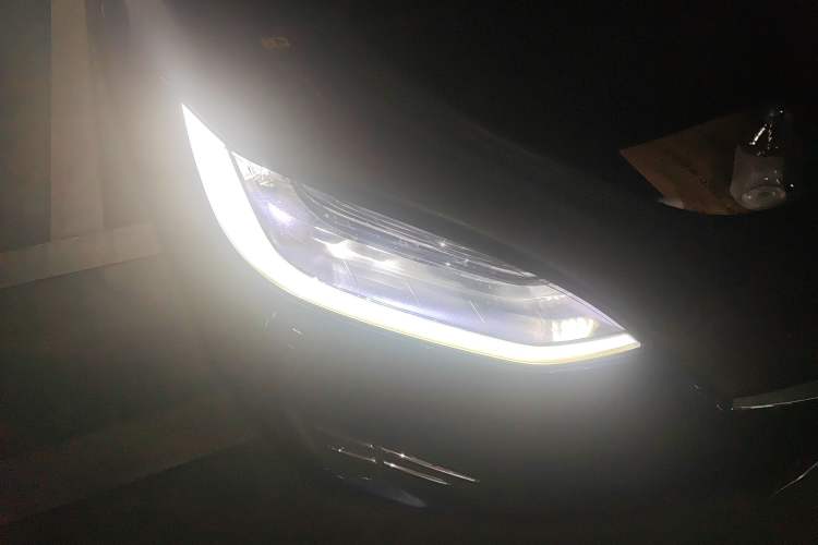 Used Tesla Model X 2016 X 75D Right Front Headlight