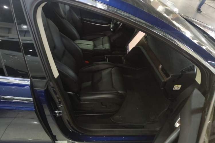 Used Tesla Model X 2016 X 75D Right Front Seat