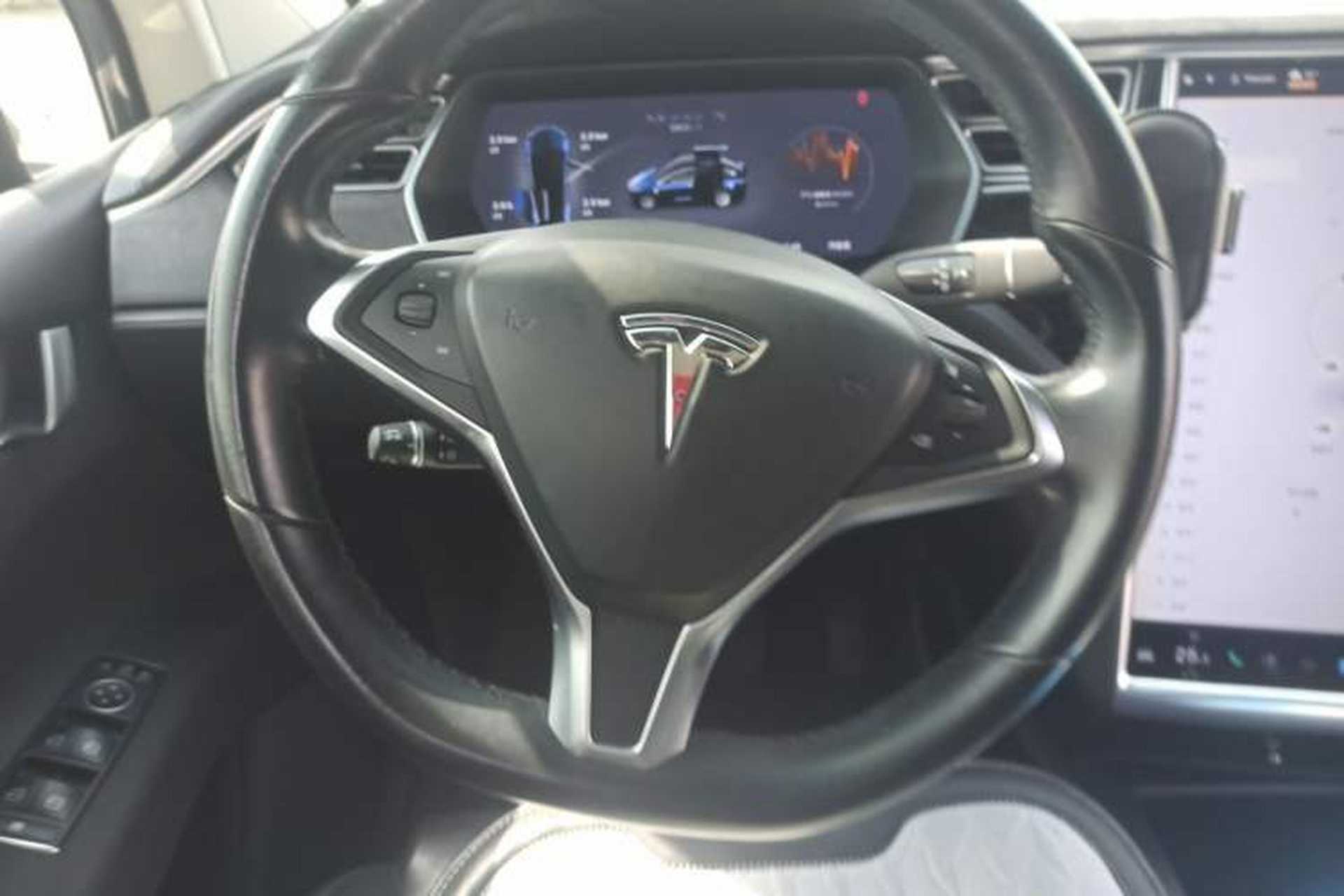 Used Tesla Model X 2016 X 60D Steering Wheel