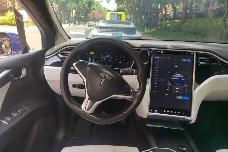Used Tesla Model X 2016 X 90D Steering Wheel