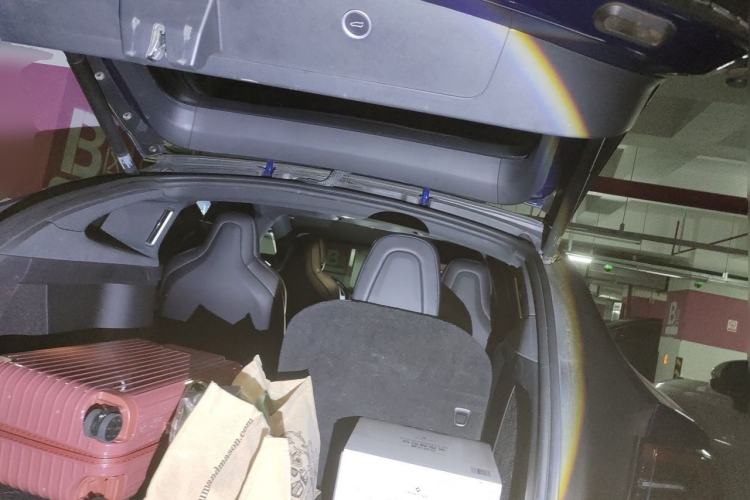 Used Tesla Model X 2016 X 75D Trunk