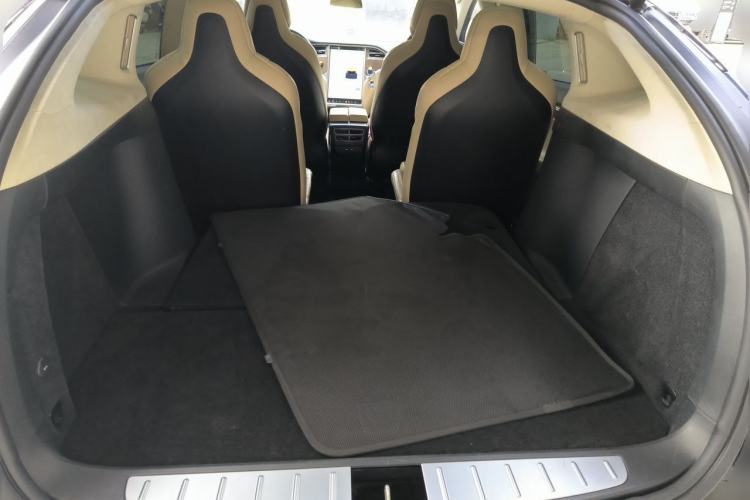 Used Tesla Model X 2016 X 90D Trunk
