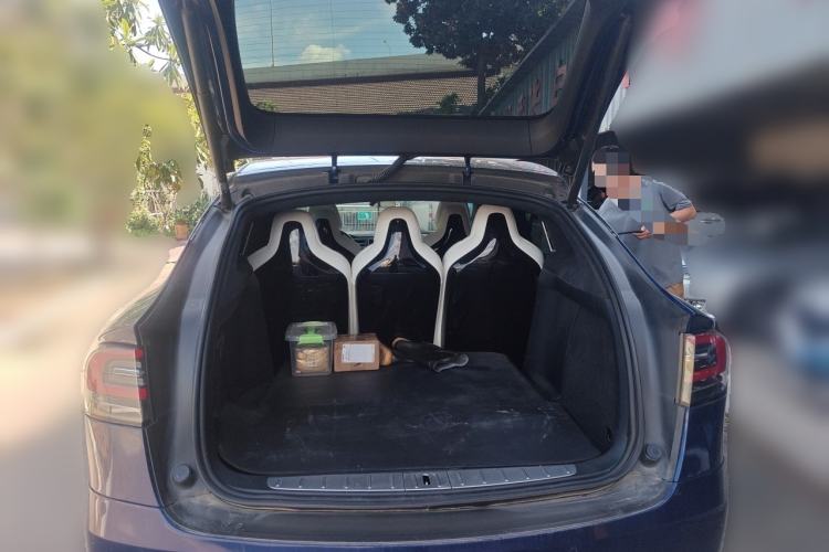 Used Tesla Model X 2016 X 75D Trunk