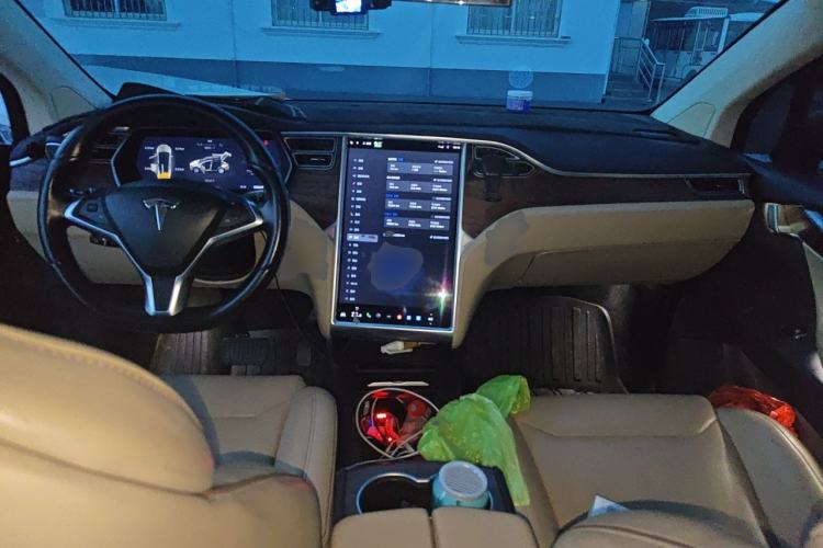 Used Tesla Model X 2016 X 90D Center Console