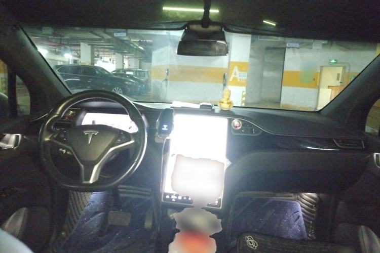 Used Tesla Model X 2016 X 75D Center Console
