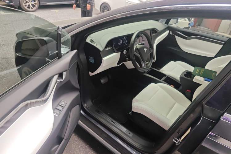 Used Tesla Model X 2016 X 75D
