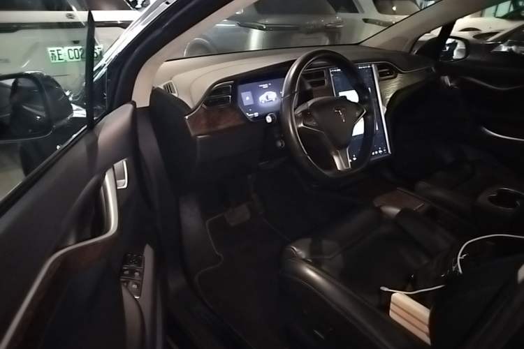 Used Tesla Model X 2016 X 75D Driver Seat
