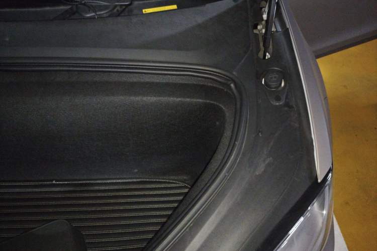 Used Tesla Model X 2016 X 75D Engine Bay Left