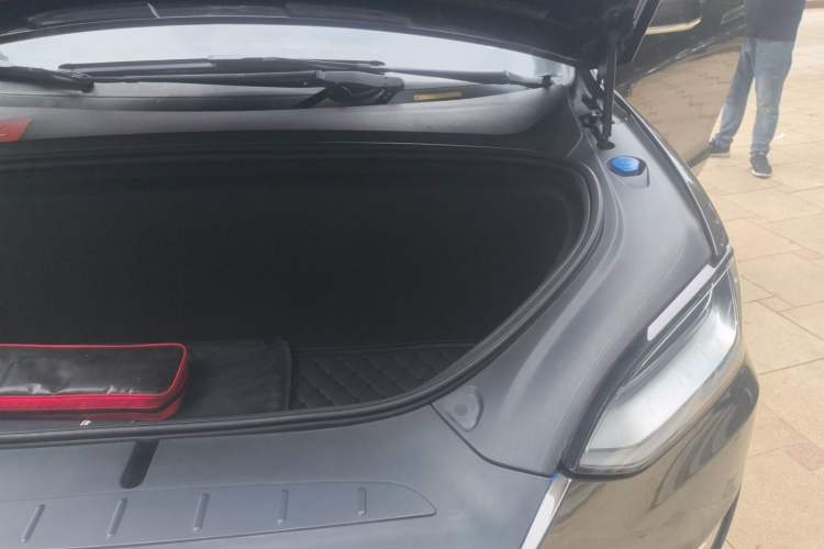 Used Tesla Model X 2016 X 90D Engine Bay Left