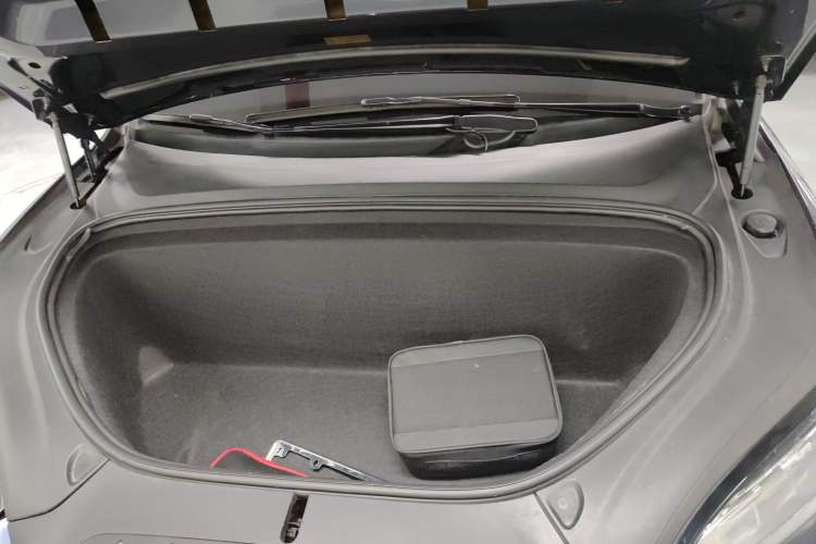 Used Tesla Model X 2016 X 75D Engine Bay