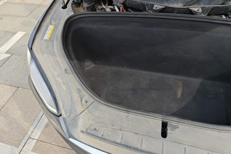 Used Tesla Model X 2016 X 60D Engine Bay Right