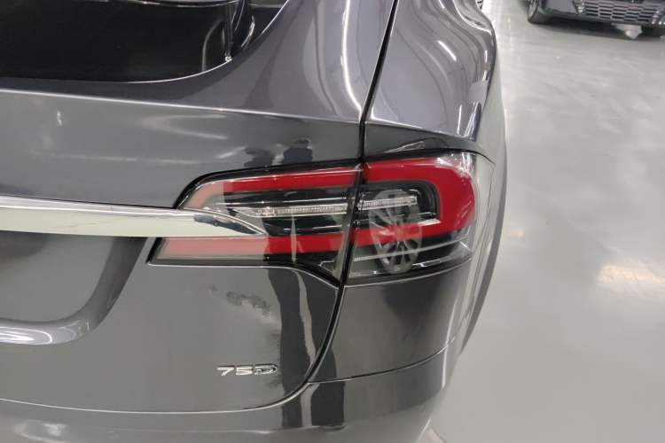 Used Tesla Model X 2016 X 75D Exterior 6