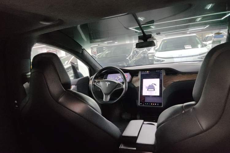 Used Tesla Model X 2016 X 75D Headliner