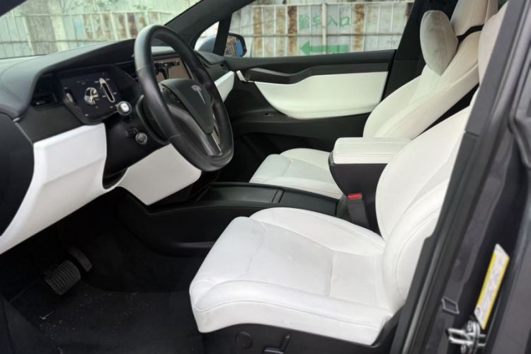 Used Tesla Model X 2016 X 75D Interior 3