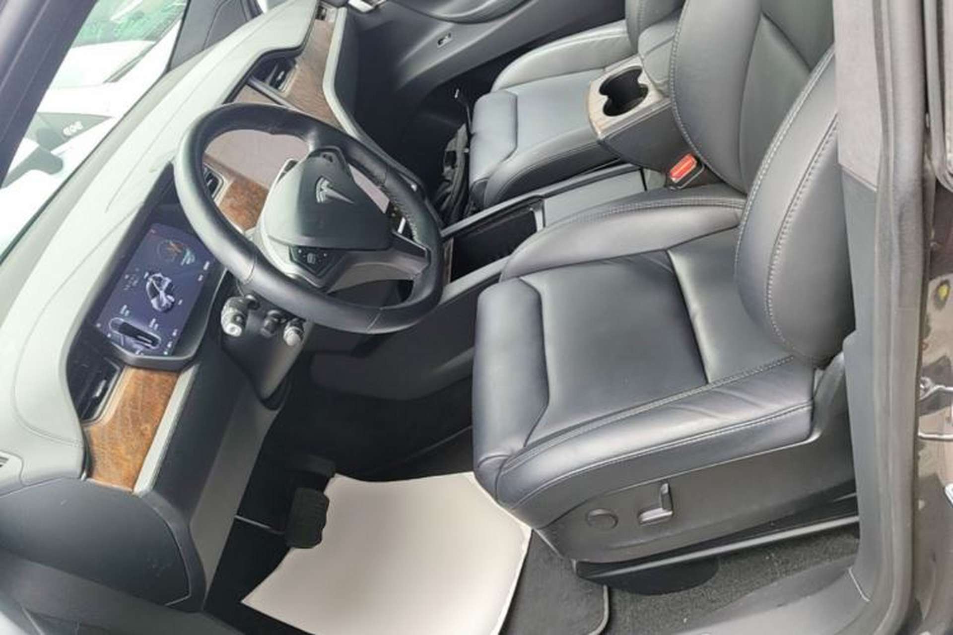 Used Tesla Model X 2016 X 75D Left Front Seat