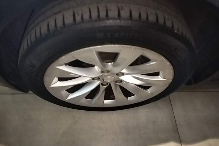 Used Tesla Model X 2016 X 75D Left Front Wheel Hub