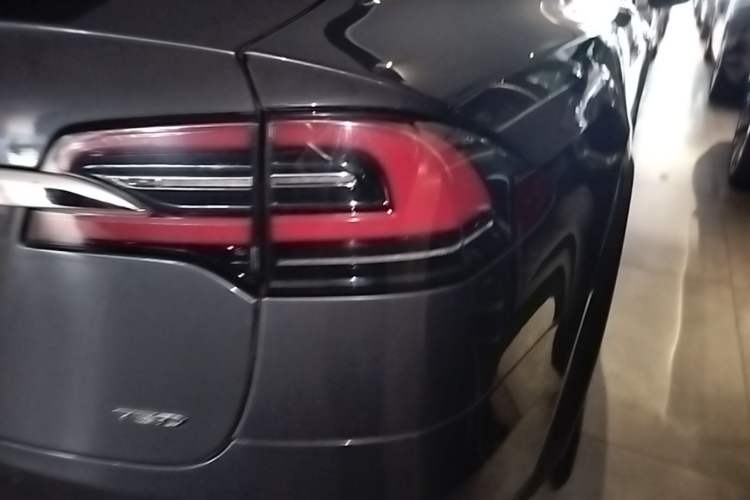 Used Tesla Model X 2016 X 75D Right Rear Taillight