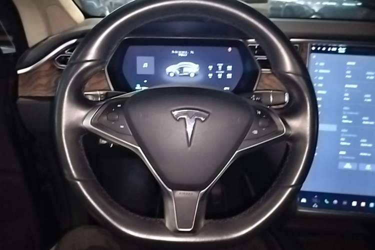 Used Tesla Model X 2016 X 75D Steering Wheel