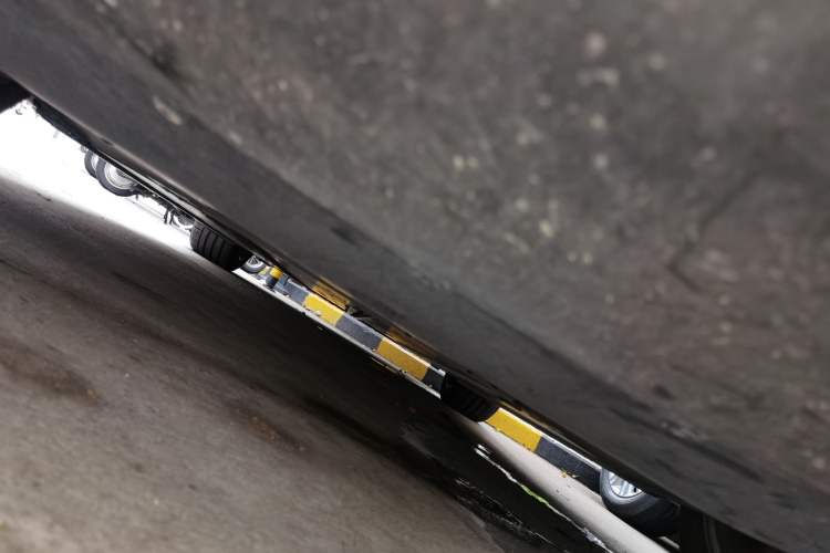 Used Tesla Model X 2016 X 75D Chassis Front
