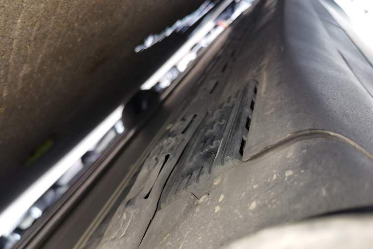 Used Tesla Model X 2016 X 75D Chassis Rear Left