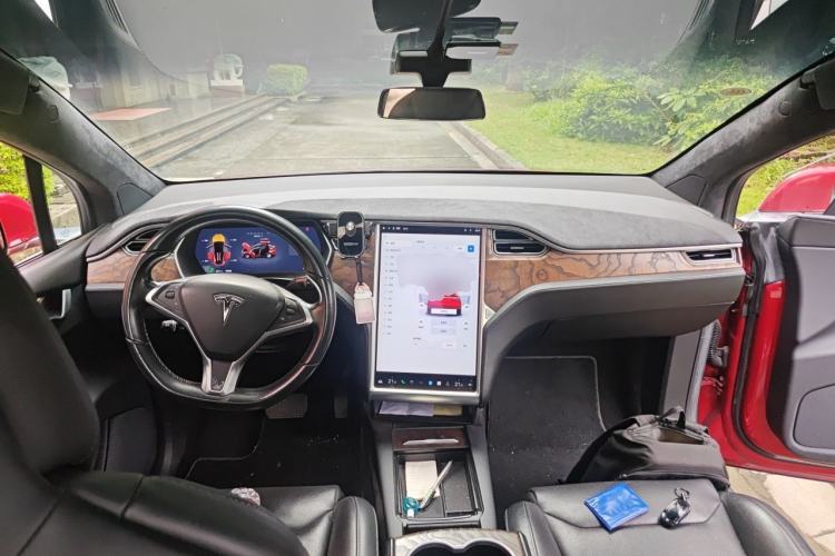 Used Tesla Model X 2016 X 90D Center Console