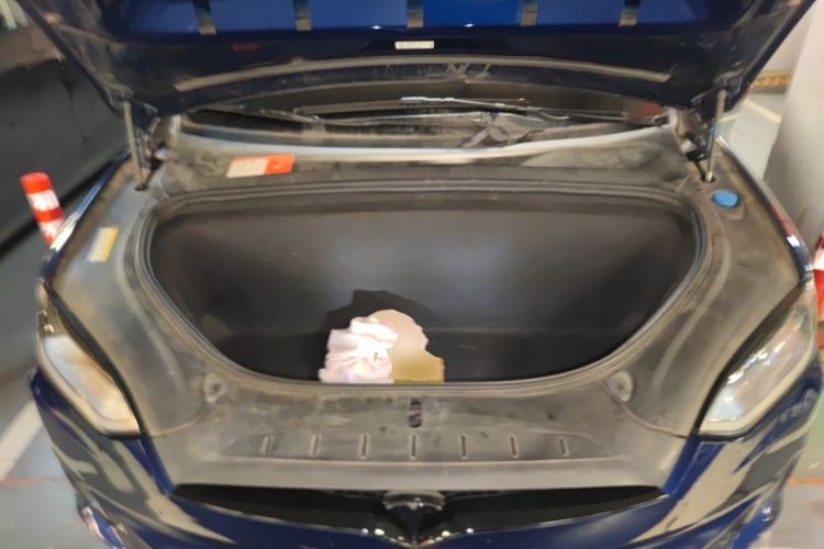 Used Tesla Model X 2016 X 60D Engine Bay